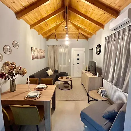 Apartment With Foryou Volos
